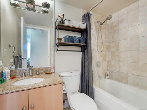 810-835 View St, Victoria, BC - Indoor Photo Showing Bathroom
