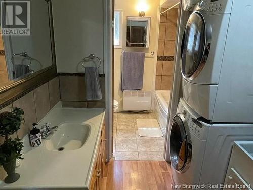 1466 Paradis Road, Saint-Jacques, NB - Indoor Photo Showing Laundry Room