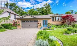 636 RED PINE Drive  Waterloo, ON N2V 1S1