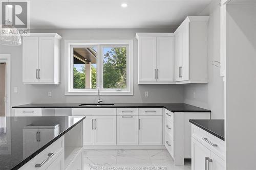 7355 Garnet, Mcgregor, ON - Indoor Photo Showing Kitchen