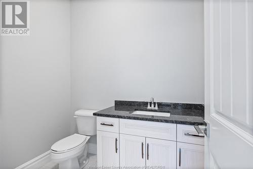 7355 Garnet, Mcgregor, ON - Indoor Photo Showing Bathroom