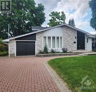 2114 BALHARRIE AVENUE  Ottawa, ON K1G 1G5