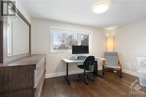 Bedroom 2 - upper level - 2114 Balharrie Avenue, Ottawa, ON - Indoor Photo Showing Office