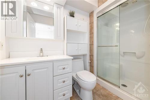 6804 Lakes Park Drive, Ottawa, ON - Indoor Photo Showing Bathroom