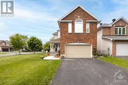 62 CLYDESDALE AVENUE  Ottawa, ON K2M 2M4