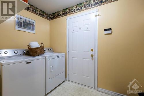 62 Clydesdale Avenue, Ottawa, ON - Indoor Photo Showing Laundry Room