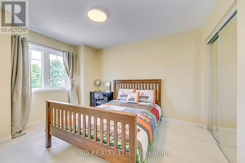 2251 Kenneth Crescent, Burlington, ON - Indoor Photo Showing Bedroom