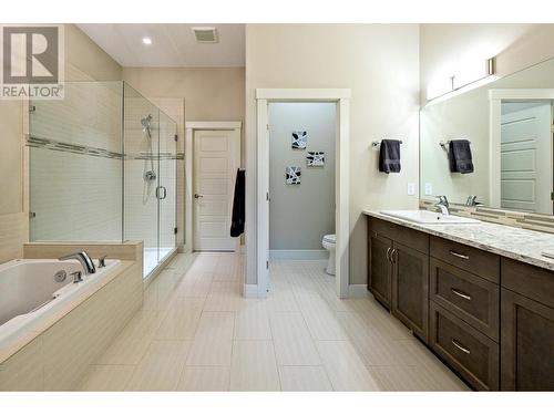 1836 Tower Ranch Boulevard Unit# 29 Lot# 28, Kelowna, BC - Indoor Photo Showing Bathroom