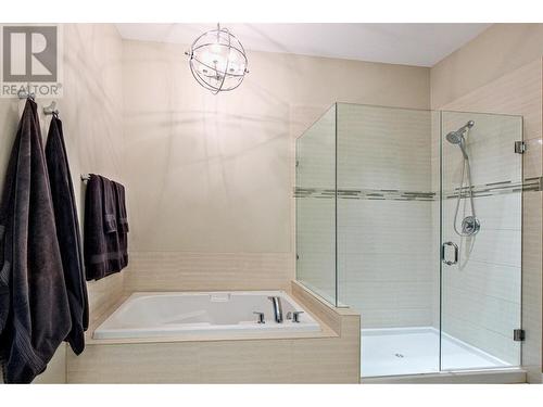 1836 Tower Ranch Boulevard Unit# 29 Lot# 28, Kelowna, BC - Indoor Photo Showing Bathroom