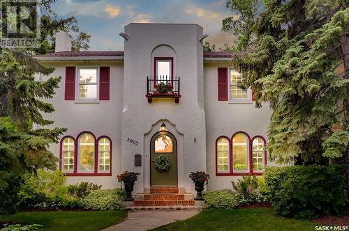 3003 Hill Avenue, Regina, SK - Outdoor With Facade