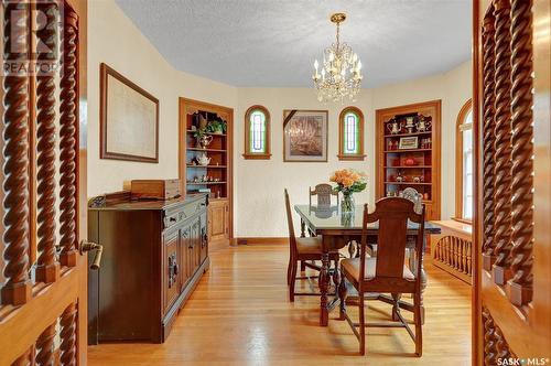 3003 Hill Avenue, Regina, SK - Indoor Photo Showing Dining Room