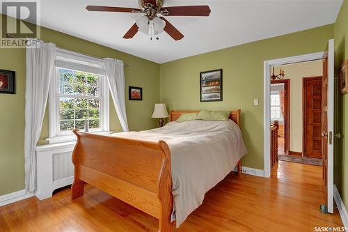 3003 Hill Avenue, Regina, SK - Indoor Photo Showing Bedroom