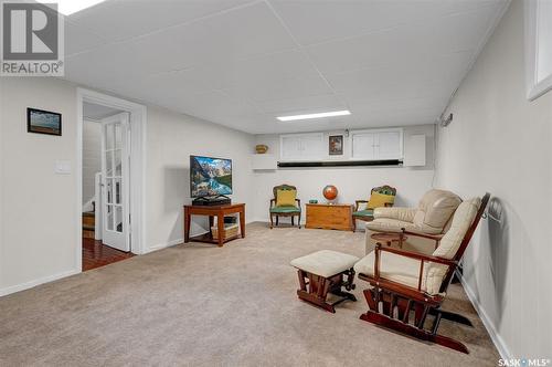 3003 Hill Avenue, Regina, SK - Indoor