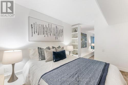 107 Farnham Avenue, Toronto, ON - Indoor Photo Showing Bedroom