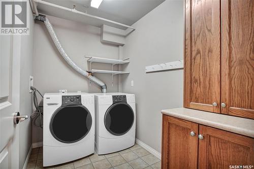 803 2221 Adelaide Street E, Saskatoon, SK - Indoor Photo Showing Laundry Room