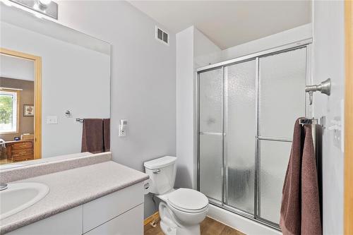 78 Bloomer Crescent, Winnipeg, MB - Indoor Photo Showing Bathroom