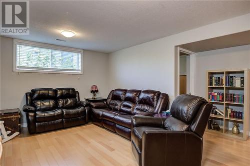 10 Brentwood Court, Sudbury, ON - Indoor Photo Showing Other Room