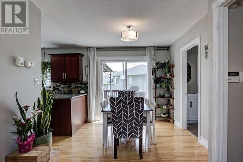 10 Brentwood Court, Sudbury, ON - Indoor Photo Showing Dining Room