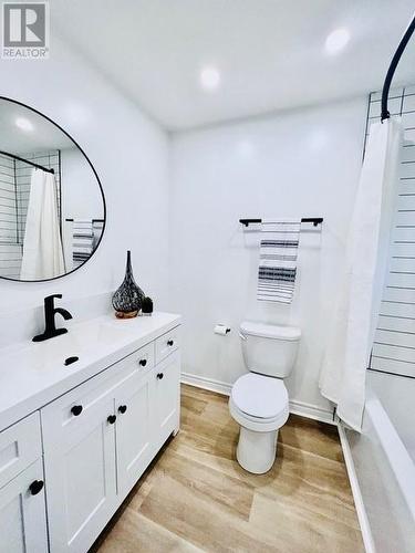 1190 Lorraine Street, Sudbury, ON - Indoor Photo Showing Bathroom