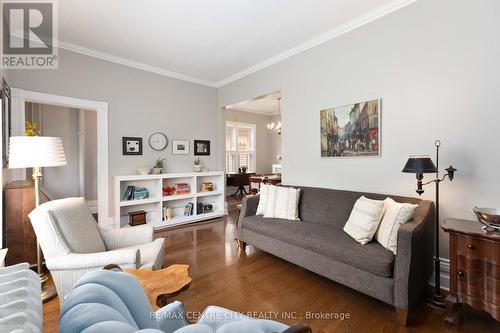 446 Piccadilly Street, London, ON - Indoor Photo Showing Living Room