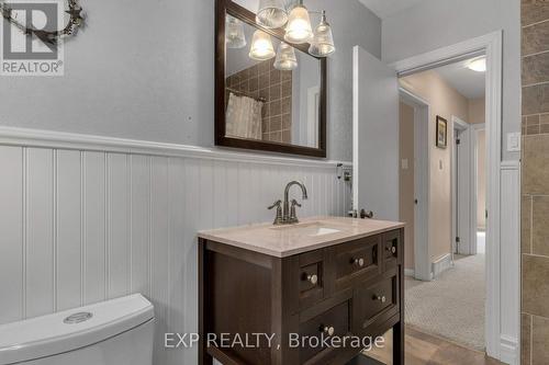 142 County 8 Road, Greater Napanee, ON - Indoor Photo Showing Bathroom