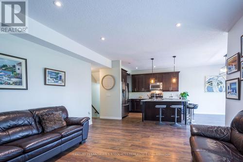 23 Glenwood Street, Quinte West, ON - Indoor Photo Showing Living Room