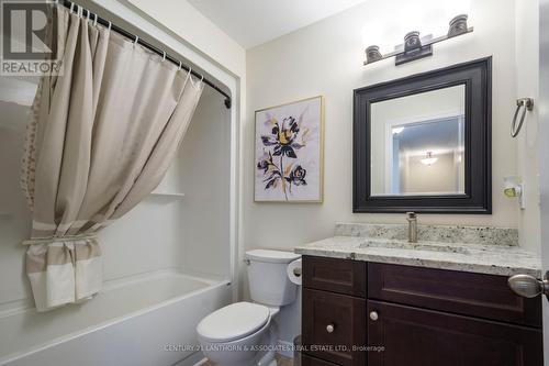 23 Glenwood Street, Quinte West, ON - Indoor Photo Showing Bathroom