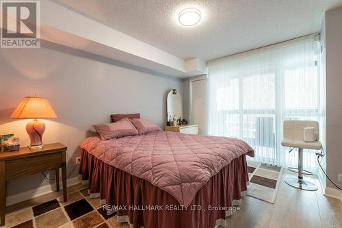 607 - 525 Wilson Avenue, Toronto, ON - Indoor Photo Showing Bedroom