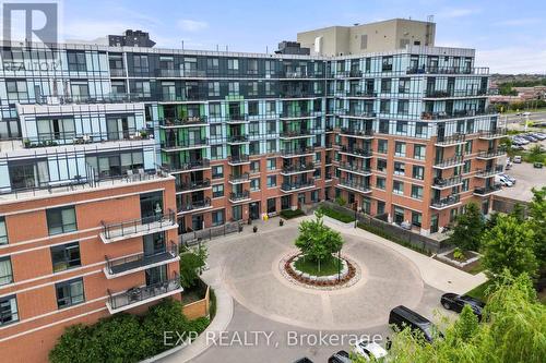 309 - 11611 Yonge Street, Richmond Hill, ON - Outdoor