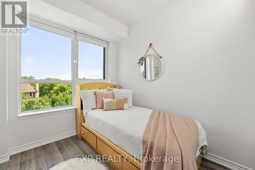 309 - 11611 Yonge Street, Richmond Hill, ON - Indoor Photo Showing Bedroom