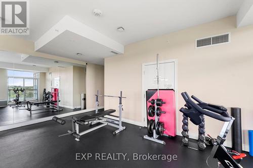 309 - 11611 Yonge Street, Richmond Hill, ON - Indoor Photo Showing Gym Room