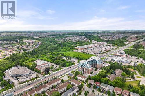309 - 11611 Yonge Street, Richmond Hill, ON - Outdoor With View