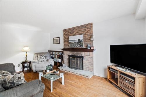 2060 Hunters Wood Drive, Burlington, ON - Indoor Photo Showing Living Room With Fireplace