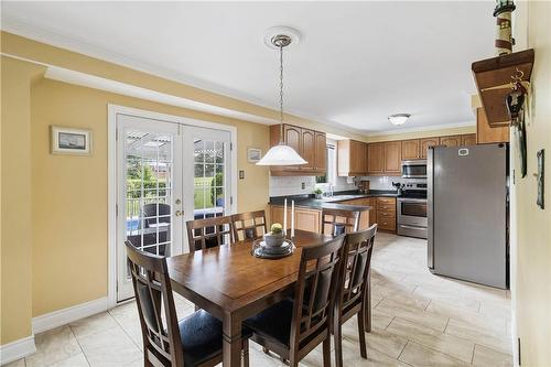 2060 Hunters Wood Drive, Burlington, ON - Indoor Photo Showing Dining Room