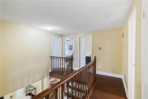 2060 Hunters Wood Drive, Burlington, ON - Indoor Photo Showing Other Room