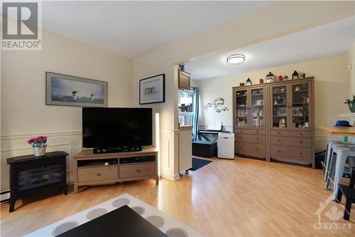 3415 Uplands Drive Unit#97, Ottawa, ON - Indoor Photo Showing Living Room With Fireplace