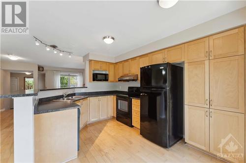 1103 Marconi Avenue, Ottawa, ON - Indoor Photo Showing Kitchen With Double Sink