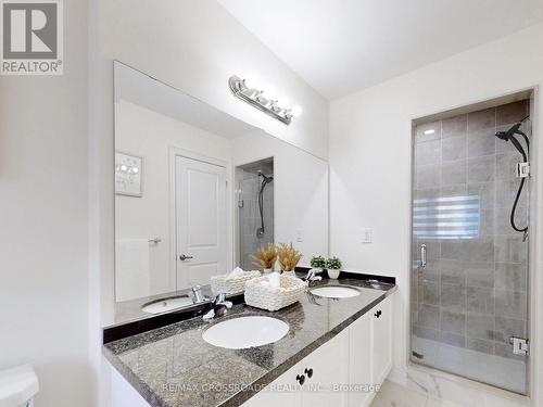 4 Phillipsen Way, Markham, ON - Indoor Photo Showing Bathroom