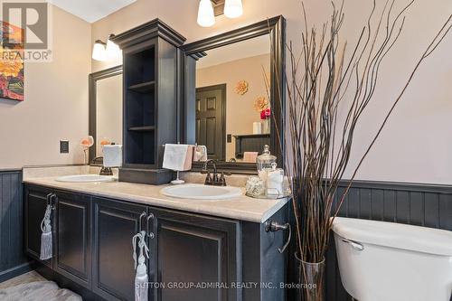 2 Pass Court, Barrie, ON - Indoor Photo Showing Bathroom