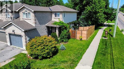 2 Pass Court, Barrie (Ardagh), ON - Outdoor