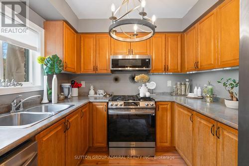 2 Pass Court, Barrie (Ardagh), ON - Indoor Photo Showing Kitchen With Double Sink