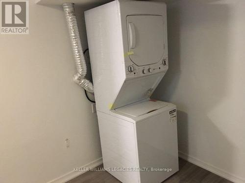 142 Silverthorn Avenue, Toronto (Weston-Pellam Park), ON - Indoor Photo Showing Laundry Room