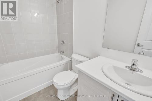 32 Hillcroft Way, Kawartha Lakes, ON - Indoor Photo Showing Bathroom