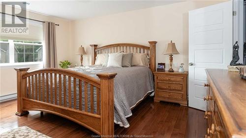 35 Poitou Crt, Dieppe, NB - Indoor Photo Showing Bedroom