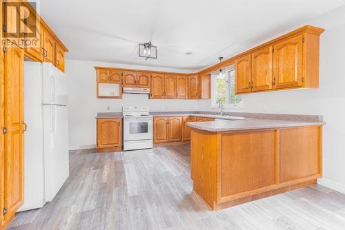 36 Pearce Avenue, St. John'S, NL - Indoor Photo Showing Kitchen