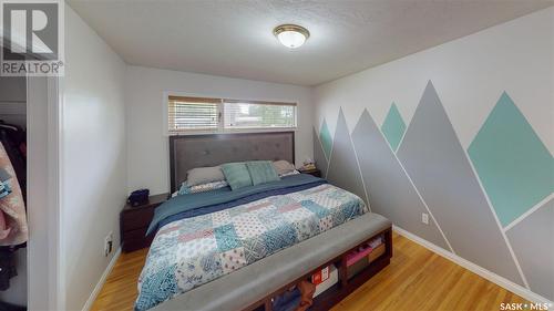 94 Portland Crescent, Regina, SK - Indoor Photo Showing Bedroom