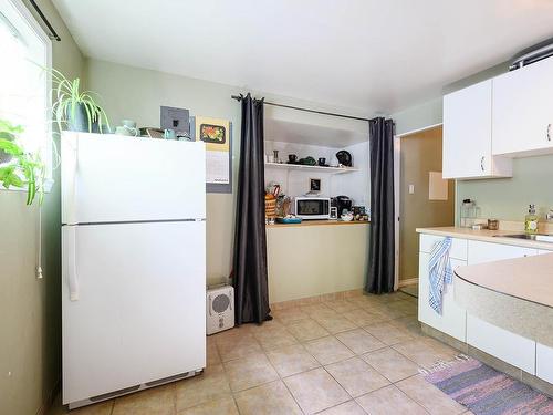 214 Nicola Street, Kamloops, BC - Indoor Photo Showing Kitchen