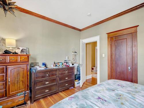 214 Nicola Street, Kamloops, BC - Indoor Photo Showing Bedroom