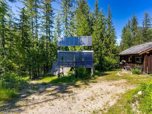 1415 Seymour River Road, Out Of District, BC - Outdoor