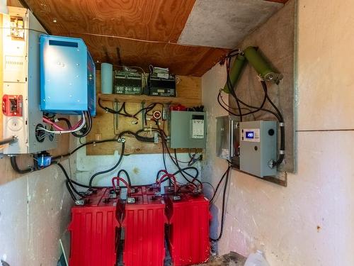 1415 Seymour River Road, Out Of District, BC - Indoor Photo Showing Basement